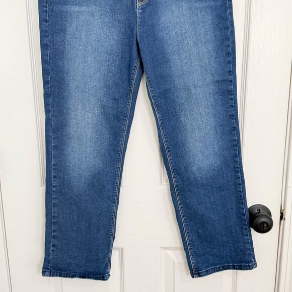 Curve Appeal Classic Straight Jeans Womens 10/30 Blue Stretch Casual Relaxed - Picture 6 of 14